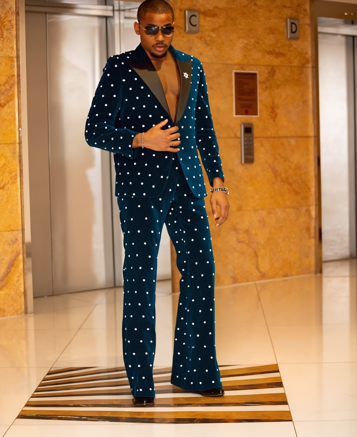 Men's 2-Piece Velvet Tuxedo Suit In 3 Colors, Satin Shawl Lapel Full White Rhinestones Flared Trousers For Singer Stage Wedding Party
