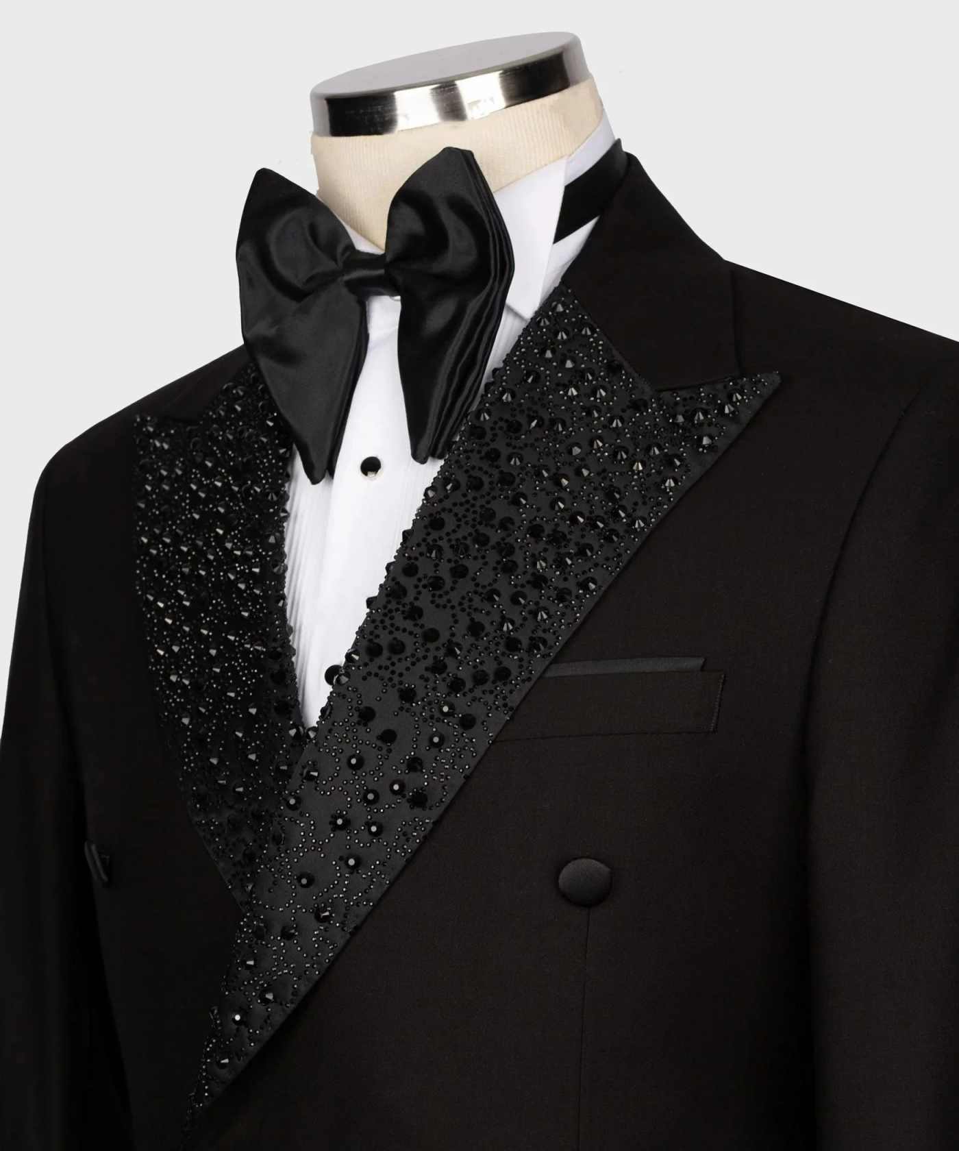 Modern Men Suits Tailor-Made Peaked Lapel 2 Pieces Set Beaded Double Breasted Wedding Blazer Customized Jacket Black Pants