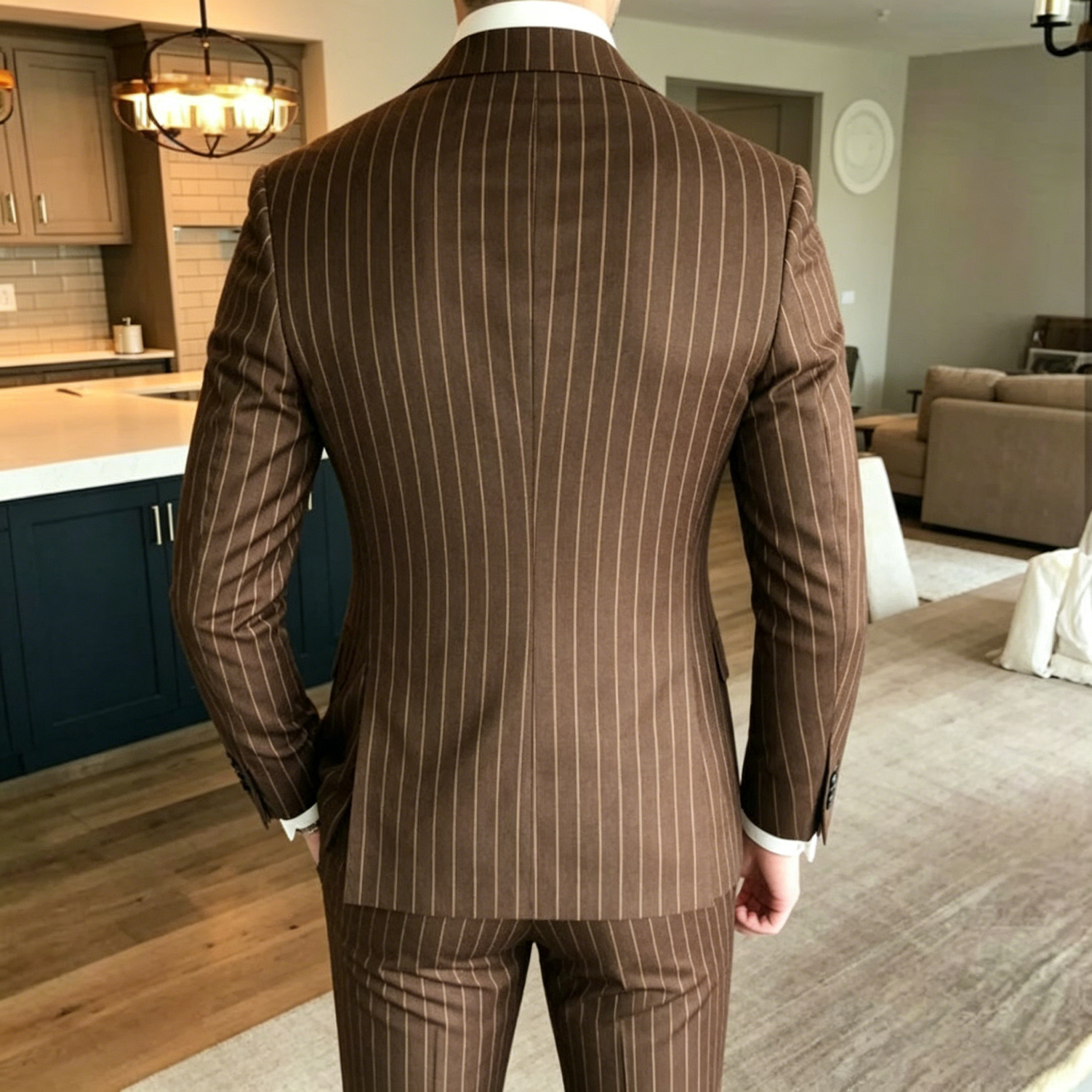 Fashion Mens Pants Suits Pin Striped 3 Pieces Wide Peak Lapel Business Wedding Tuxedos