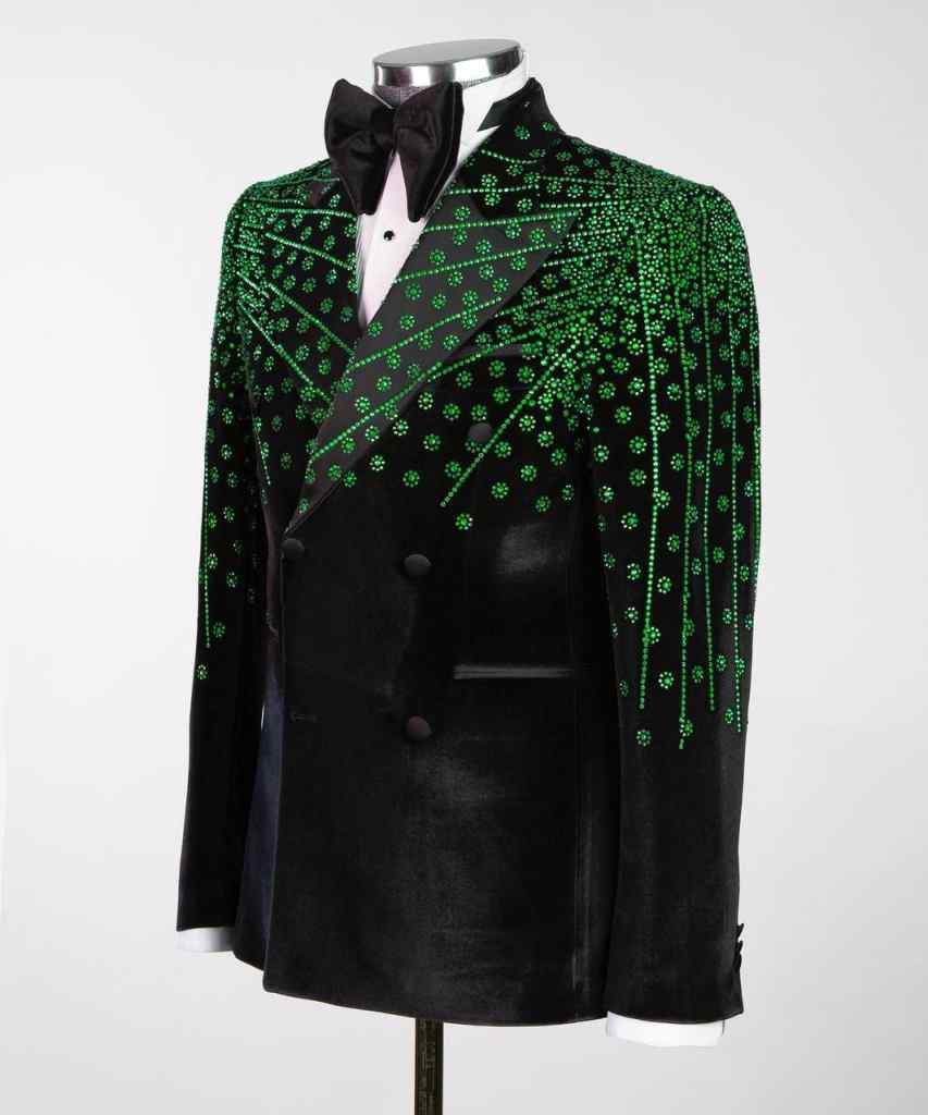 Men Suits Wedding Tailor-Made One Piece Peaked Lapel Double Breasted Beaded Velvet Blazer Groom Work Wear Customized Only Jacket