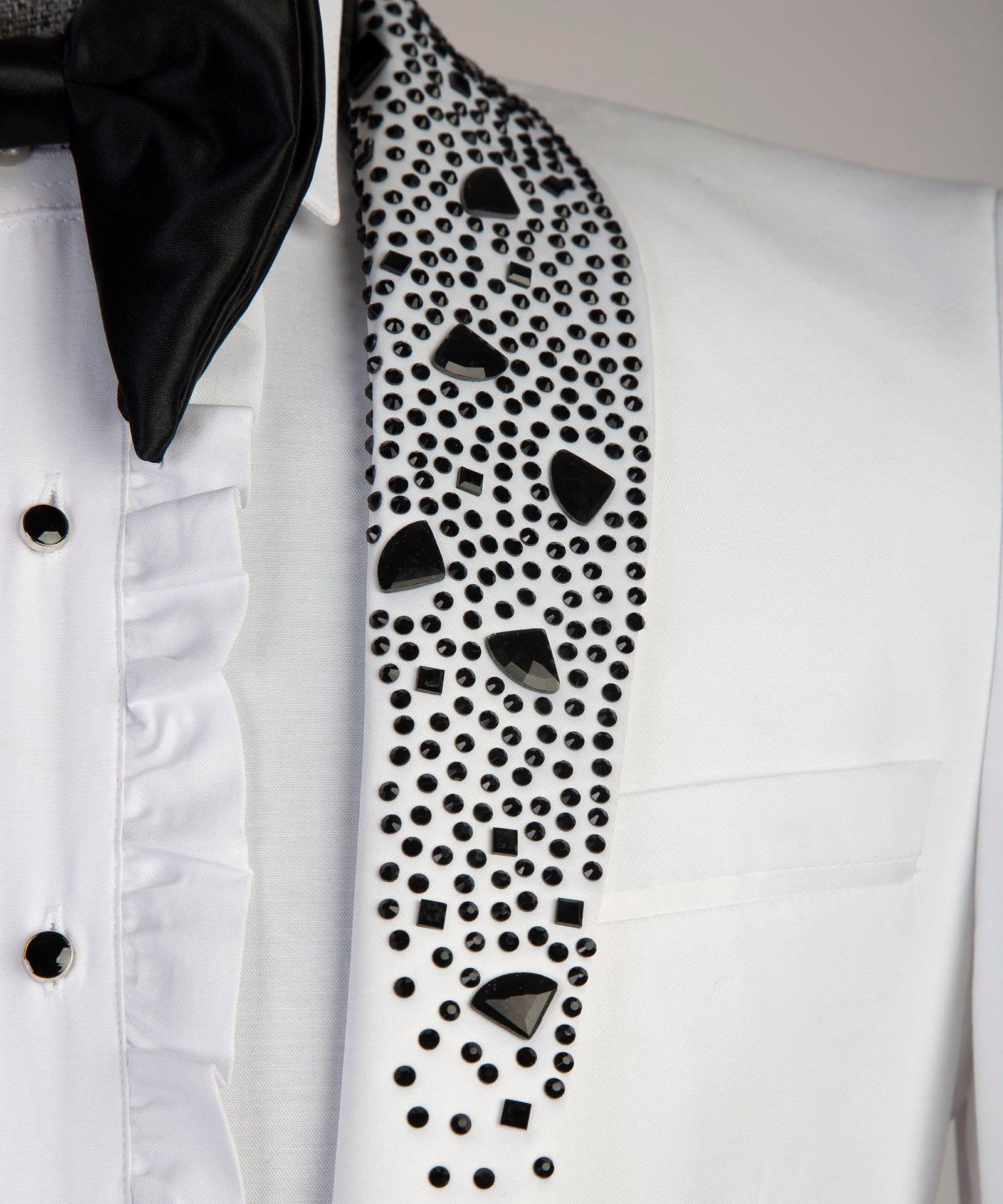 #color_white-blazer