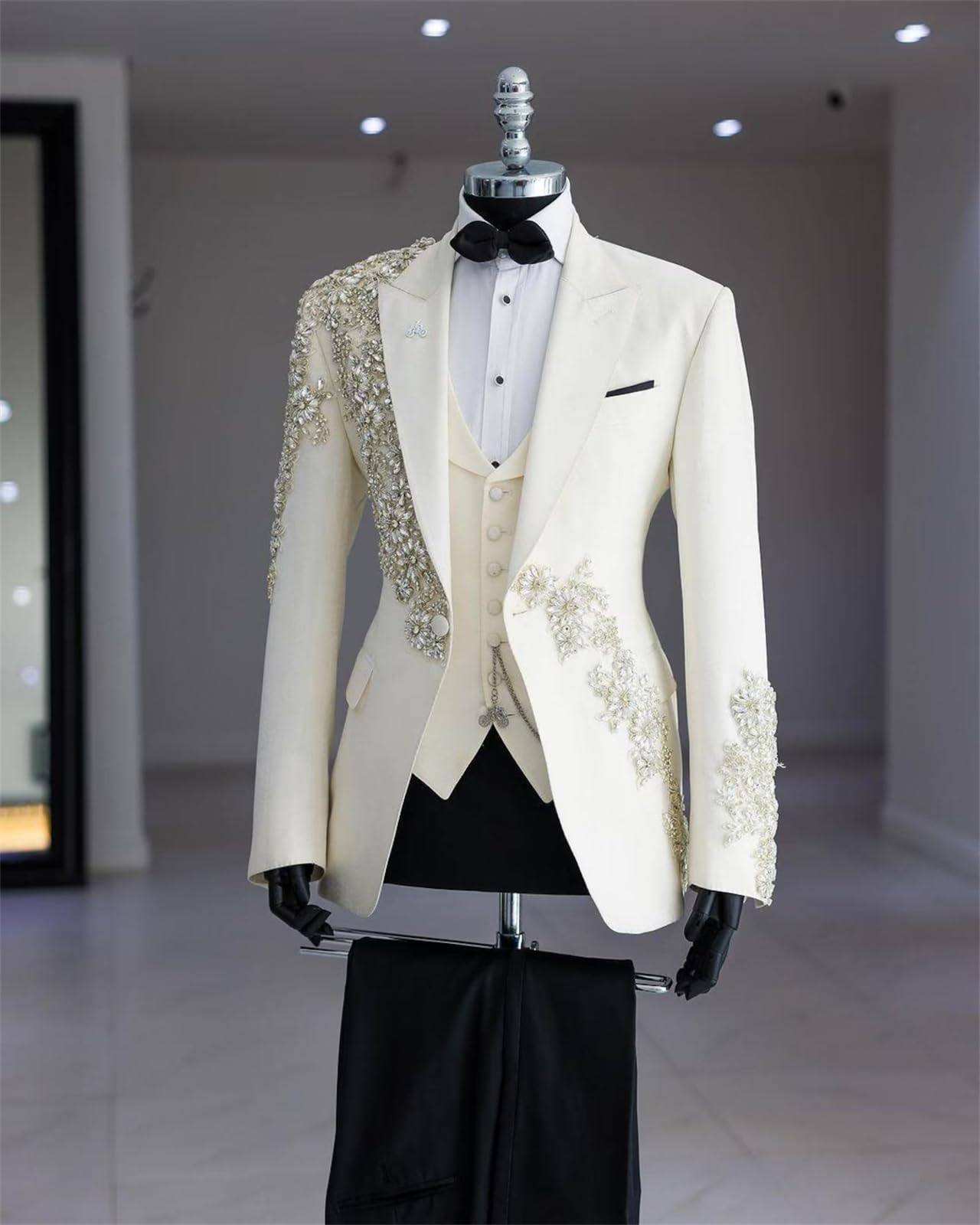 Men's 2-Piece Beaded Floral Sequin Tuxedo Suit